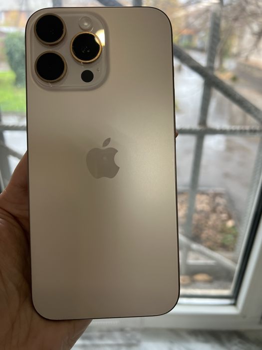 Iphone 16 pro max б/у