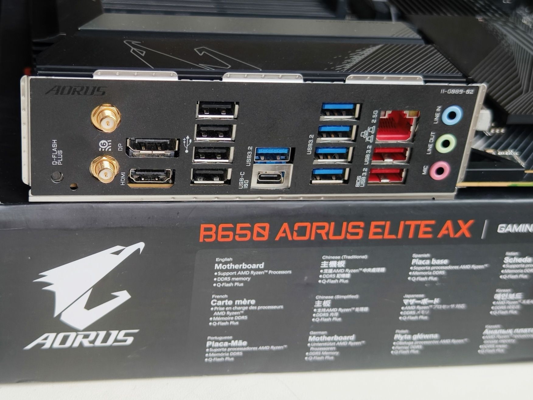 Материнська плата Gigabyte B650 Aorus Elite AX