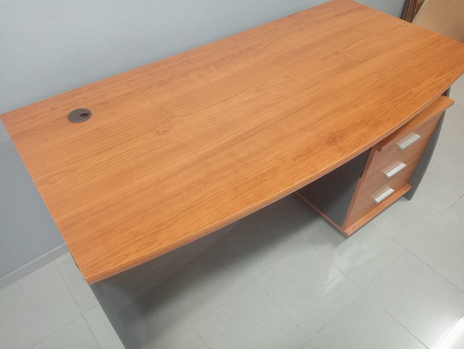 Secretaria + Cadeira