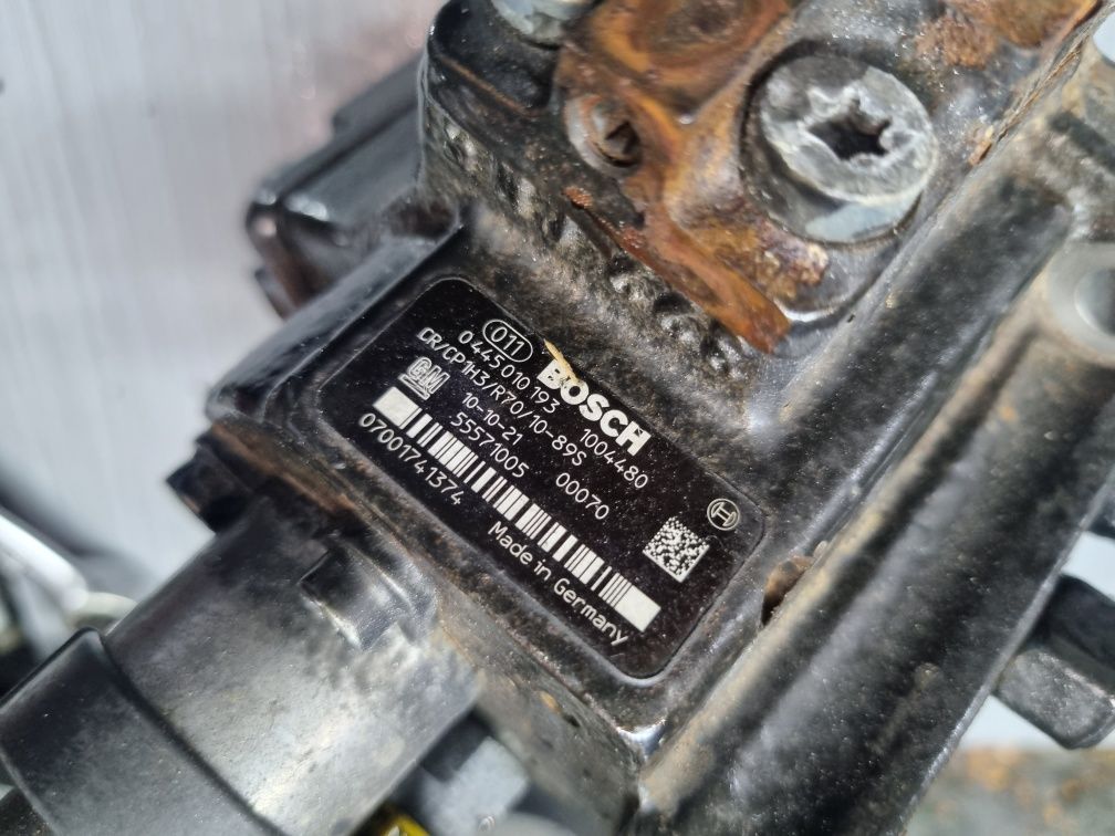Pompa wtryskowa Opel 2.0 Cdti Astra j Insignia
