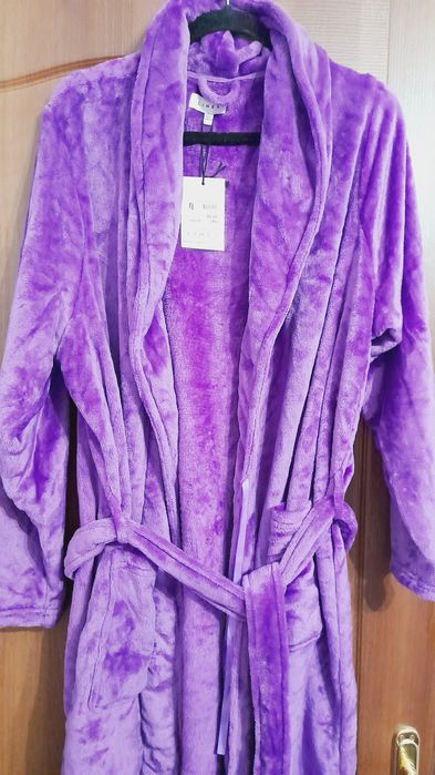 Linea. Оригинал. Новый махровый халат.