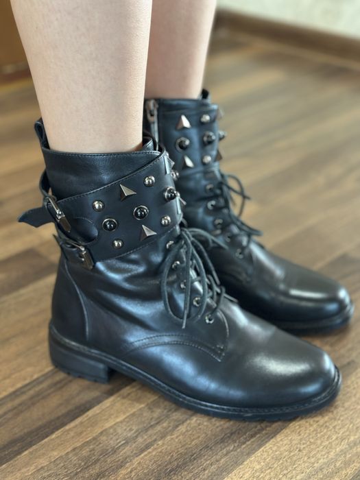 Зимние женские ботинки VITTO ROSSI