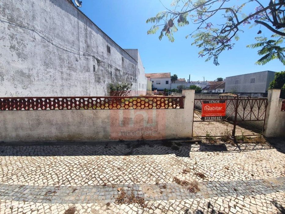 Terreno 211,50 m2 centro São Francisco Alcochete