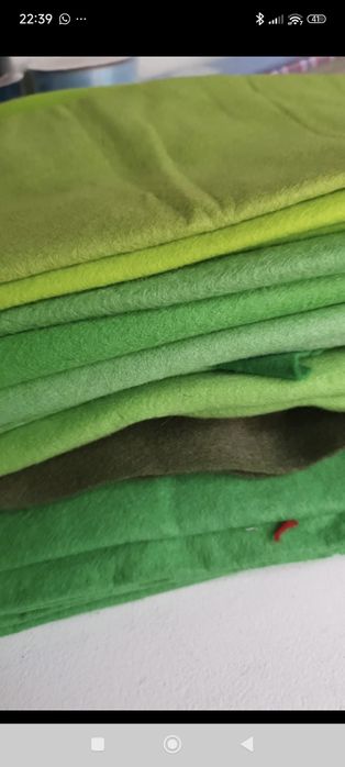 Feltros disponíveis para artesanato