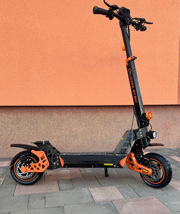 Електросамокат Cruzzer M4 Max