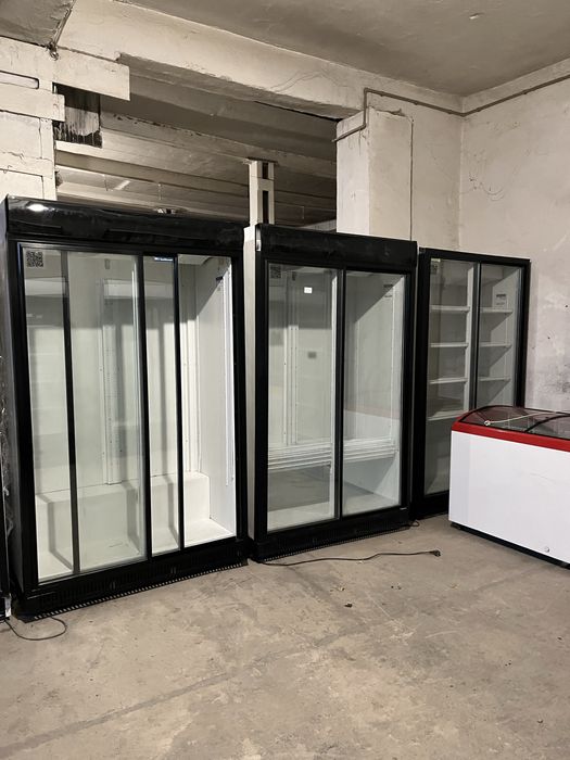 Холодильник, однодверний, дводверний, морозилка, барний в кафе, бар