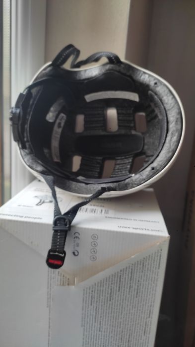 Kask uvex hlmt 5 bike pro.