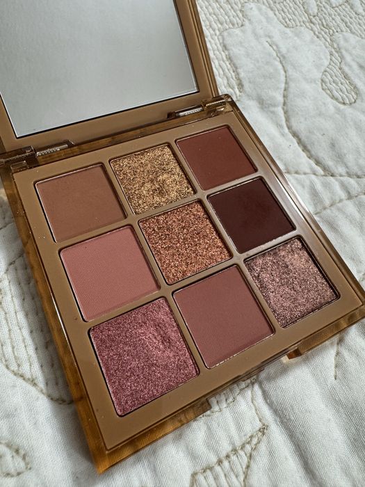 Палетка тіней Huda beauty оригінал