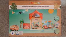 Domek plażowy drewniany z autem i akcesoriami Elefun