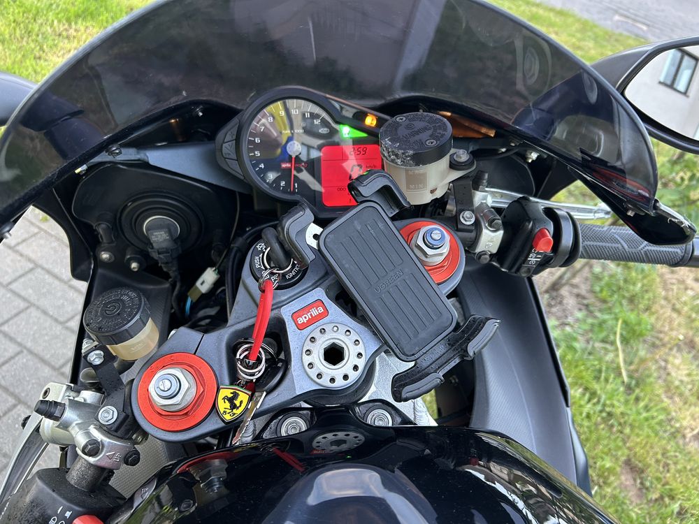 Aprila rsv 998 cm  2008 rok super stan cena nizsza o 2 tys
