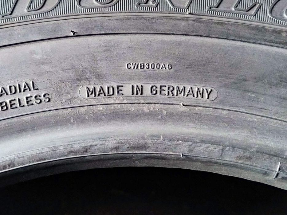 Шини зимові R17 235/55 Dunlop SP Winter Sport 3D