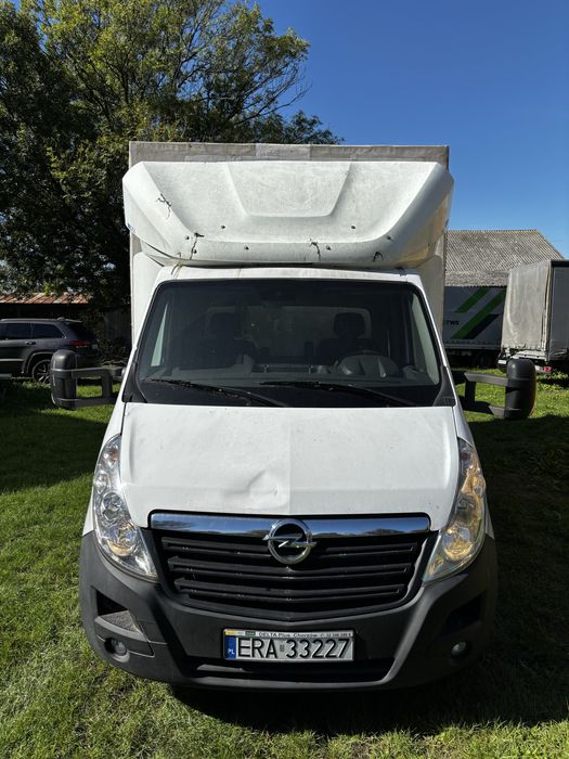 Opel Movano plandeka 12 palet.