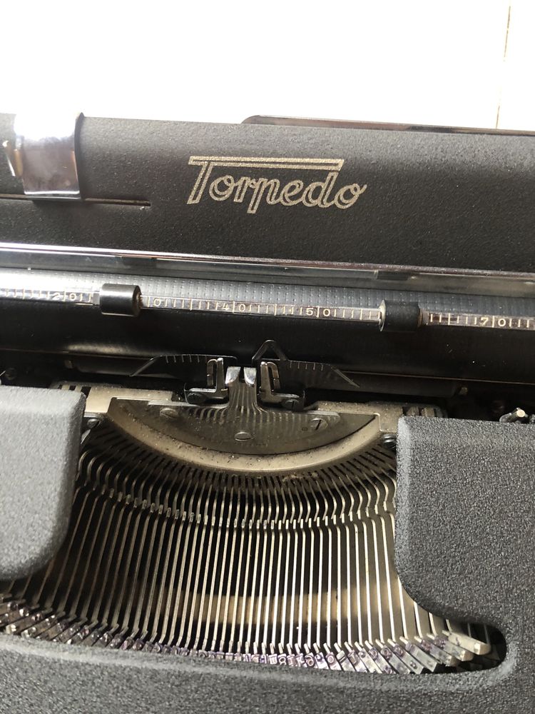 Maquina de escrever antiga para decoraçao
