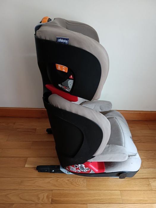 Cadeira Auto CHICCO Oasys 2-3 com isofix