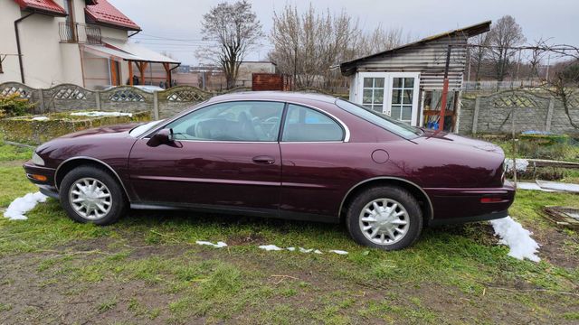 Buick Riviera 1995