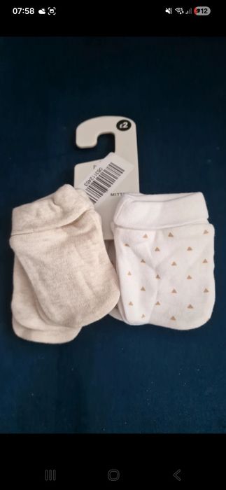 4 komplety rękawiczek niemowlęcych