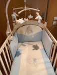 Cama berço bebê com roupa incluída