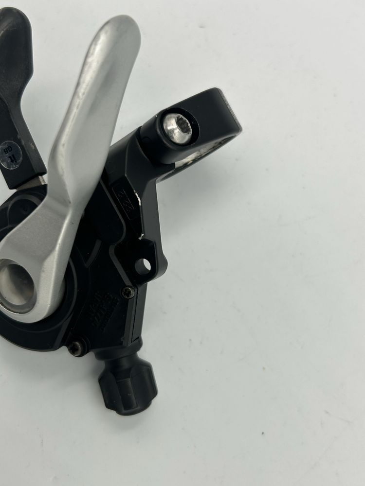 Manetka shimano deore xt sl-m770
