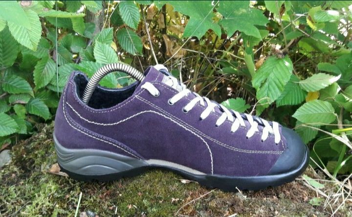 Кросівки  фірми scarpa mojito на меху оригінал 

Розмір по бірці
