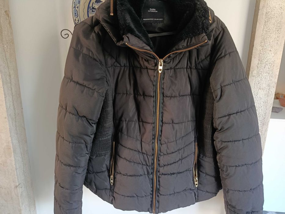 Parka preta da Zara