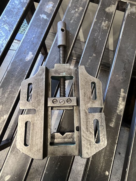 sprzedam imadło maszynowe