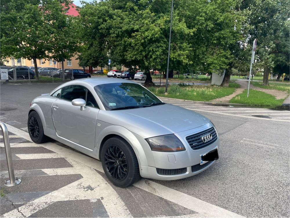 Sprzedam Audi TT8n 1.8 turbo