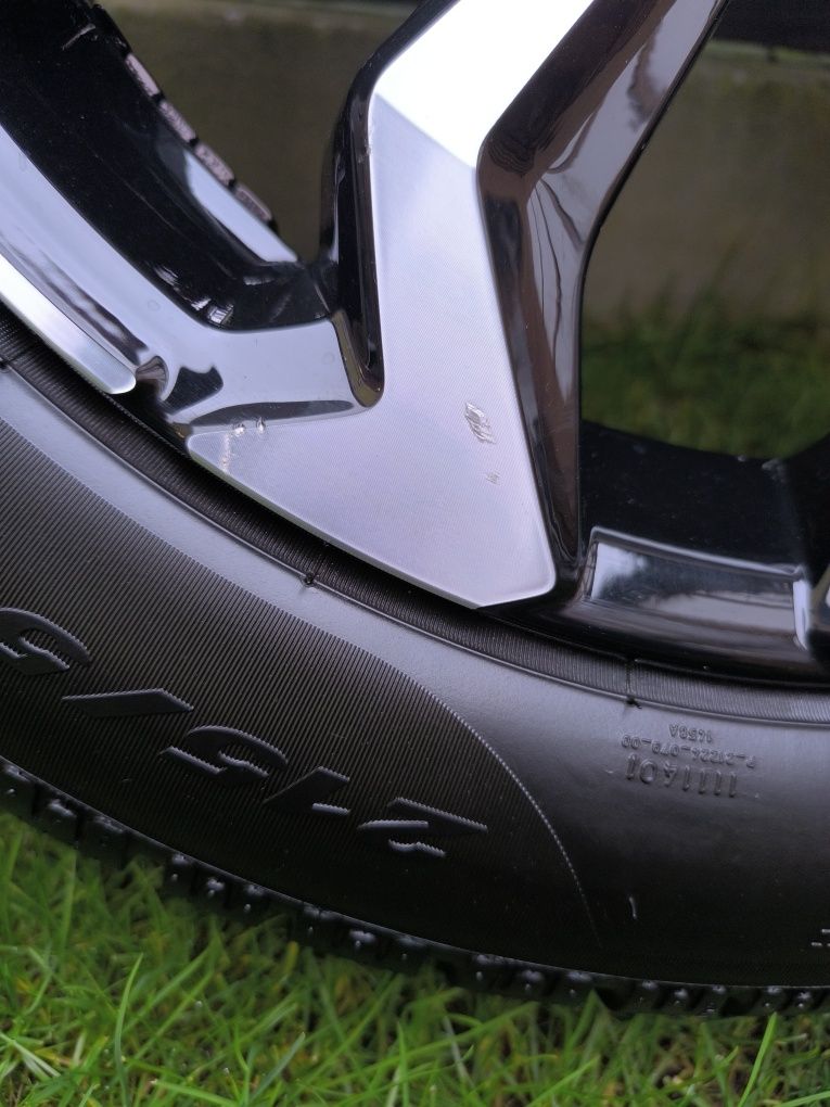 Toyota Yaris cross koła zima