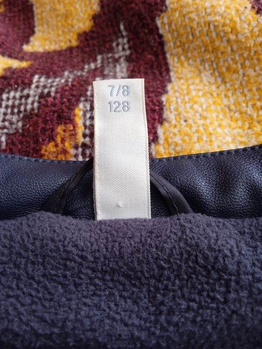 Куртка демисезонна для дівчинки на 128 см ріст