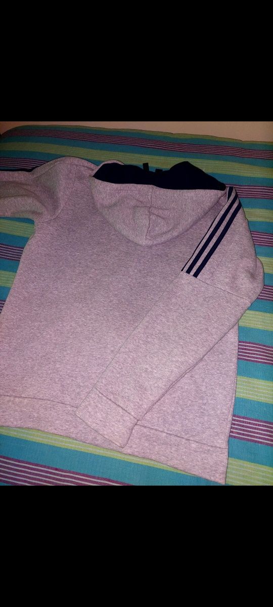 Casaco de desportivo marca Adidas original tamanho M