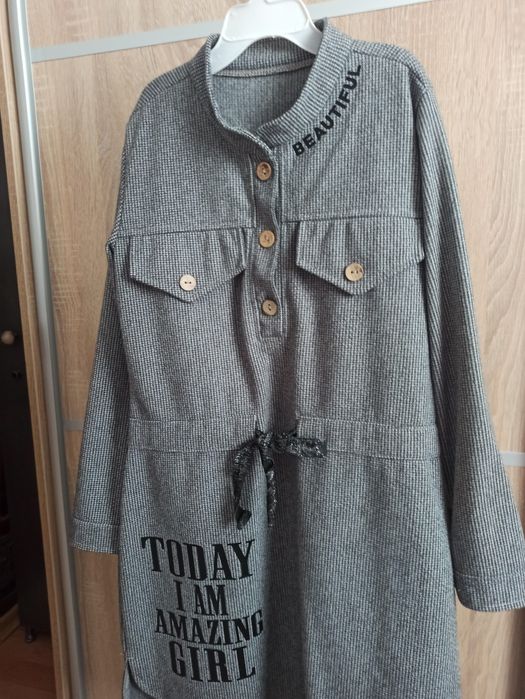 Тепла туніка в хорошому стані