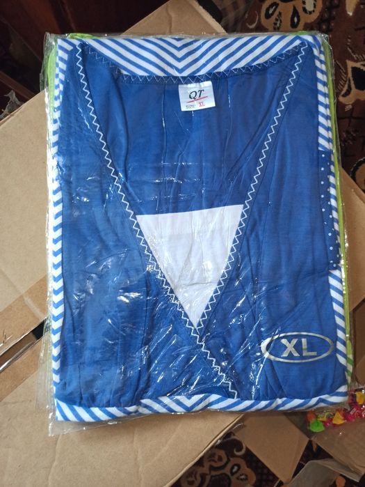 Нічна сорочка, розмір хл, синя