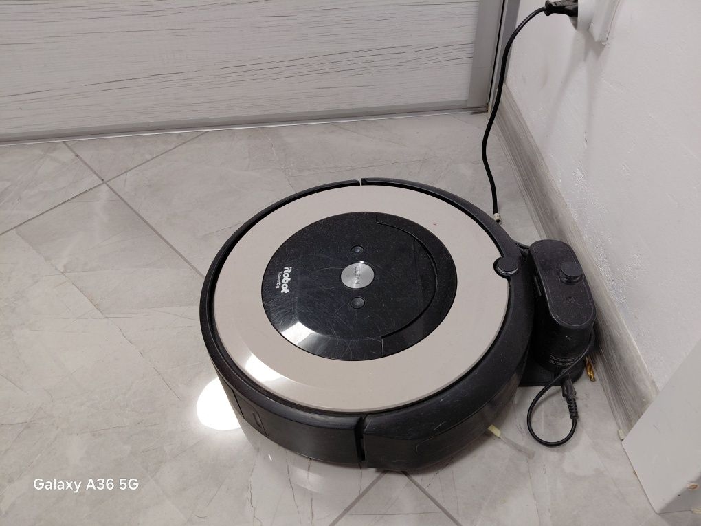 Irobot romba E5.