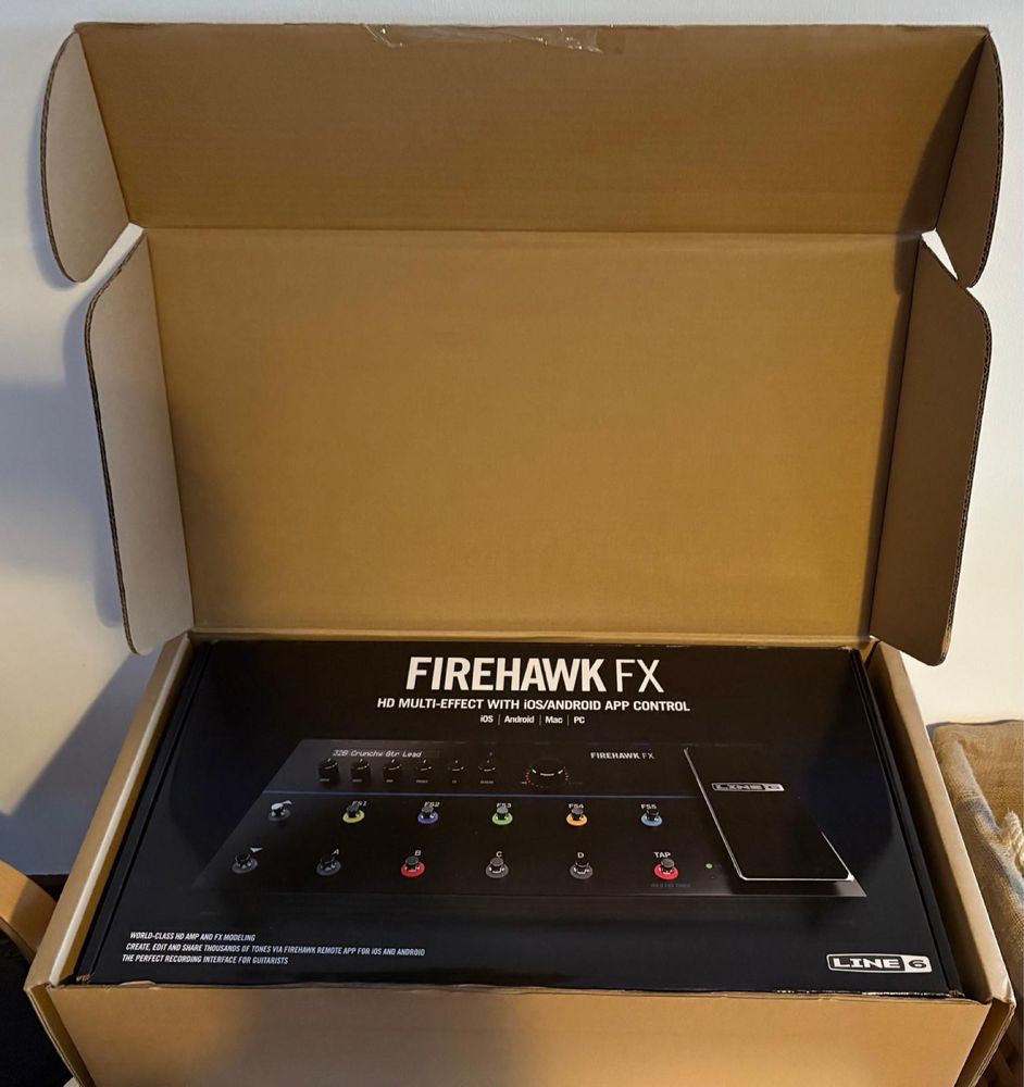 Pedaleira Line 6 FirehawkFX + bag