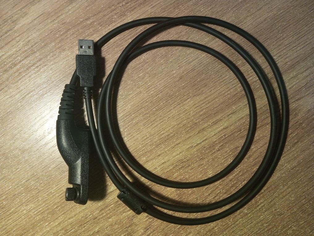 Кабель програмування для радіостанцій типу DP4400, DP4800