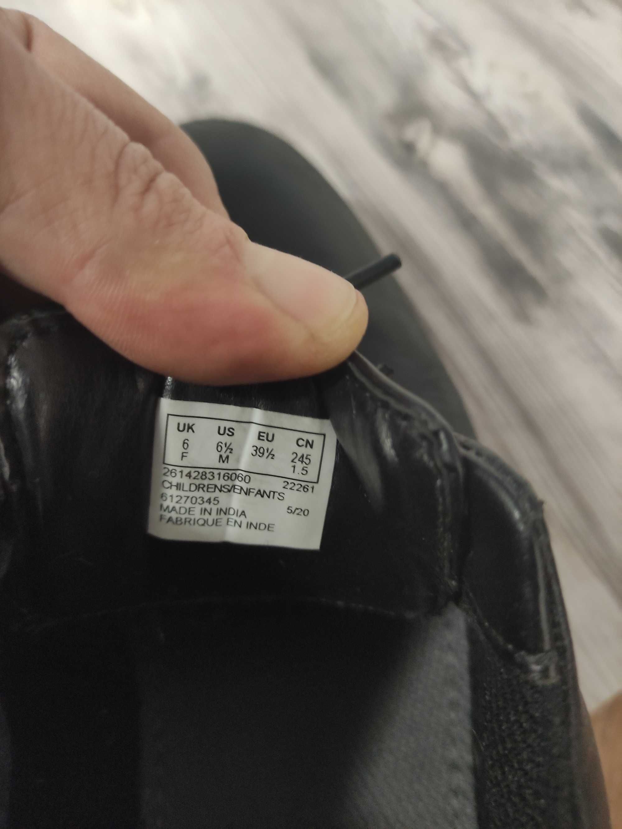 Шкіряні туфлі Clarks, розмір 39.5