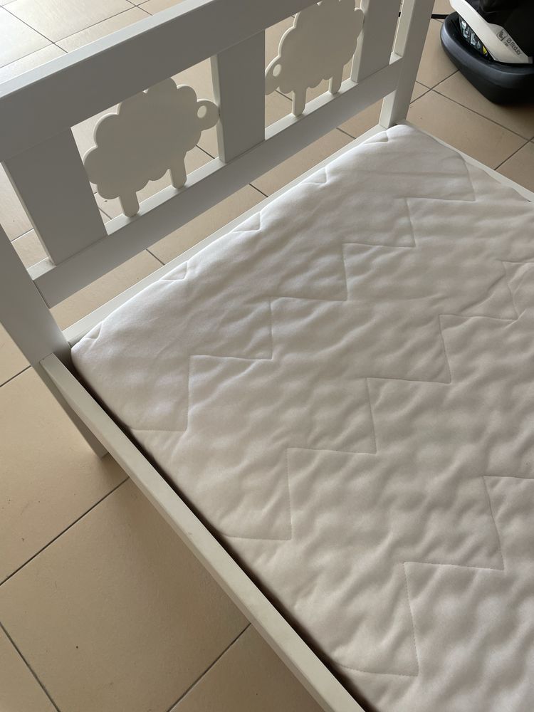 Cama ikea Criança