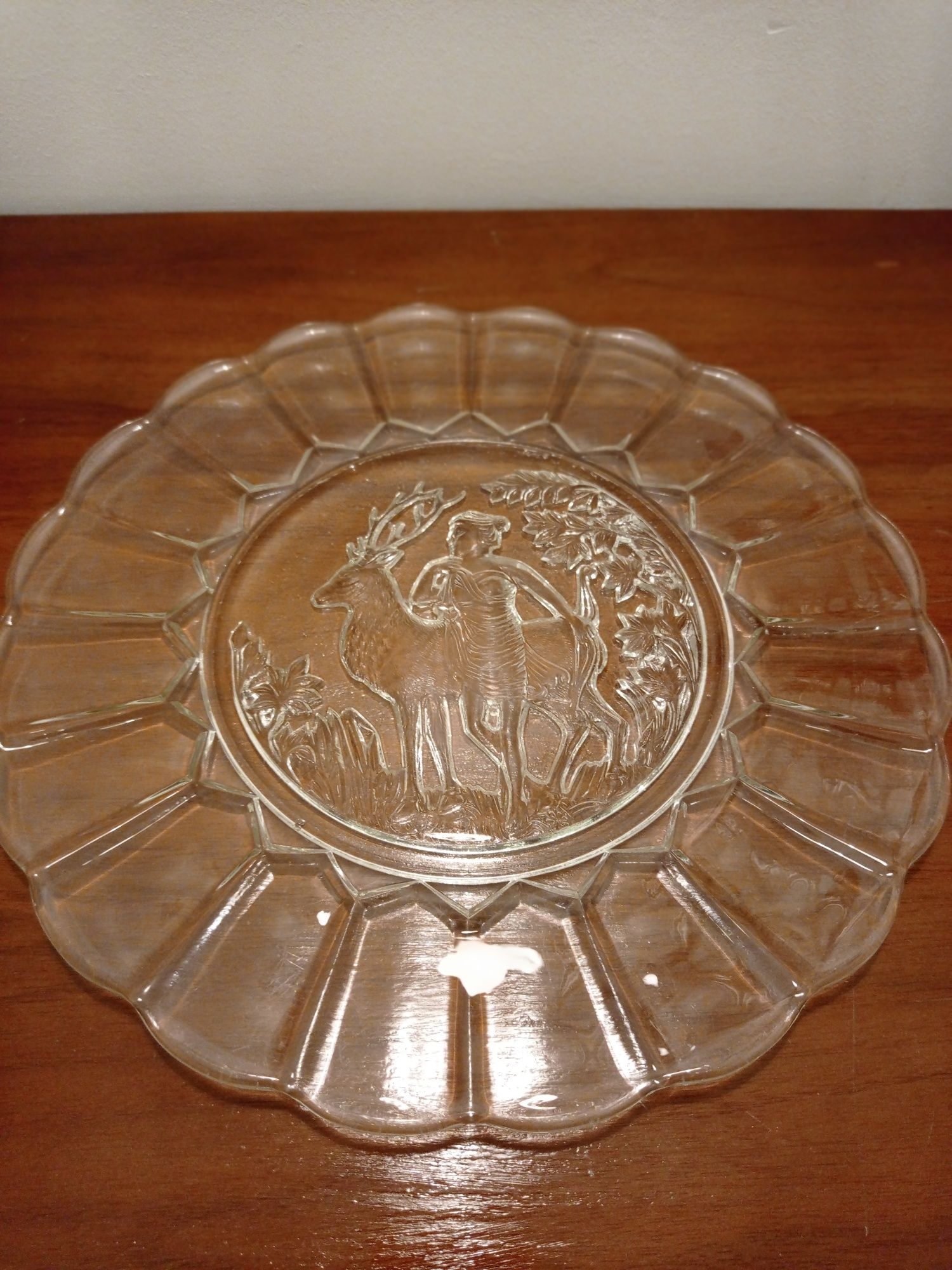 Łowczyni Diana Ząbkowice Art deco szklana patera Huta Szkła