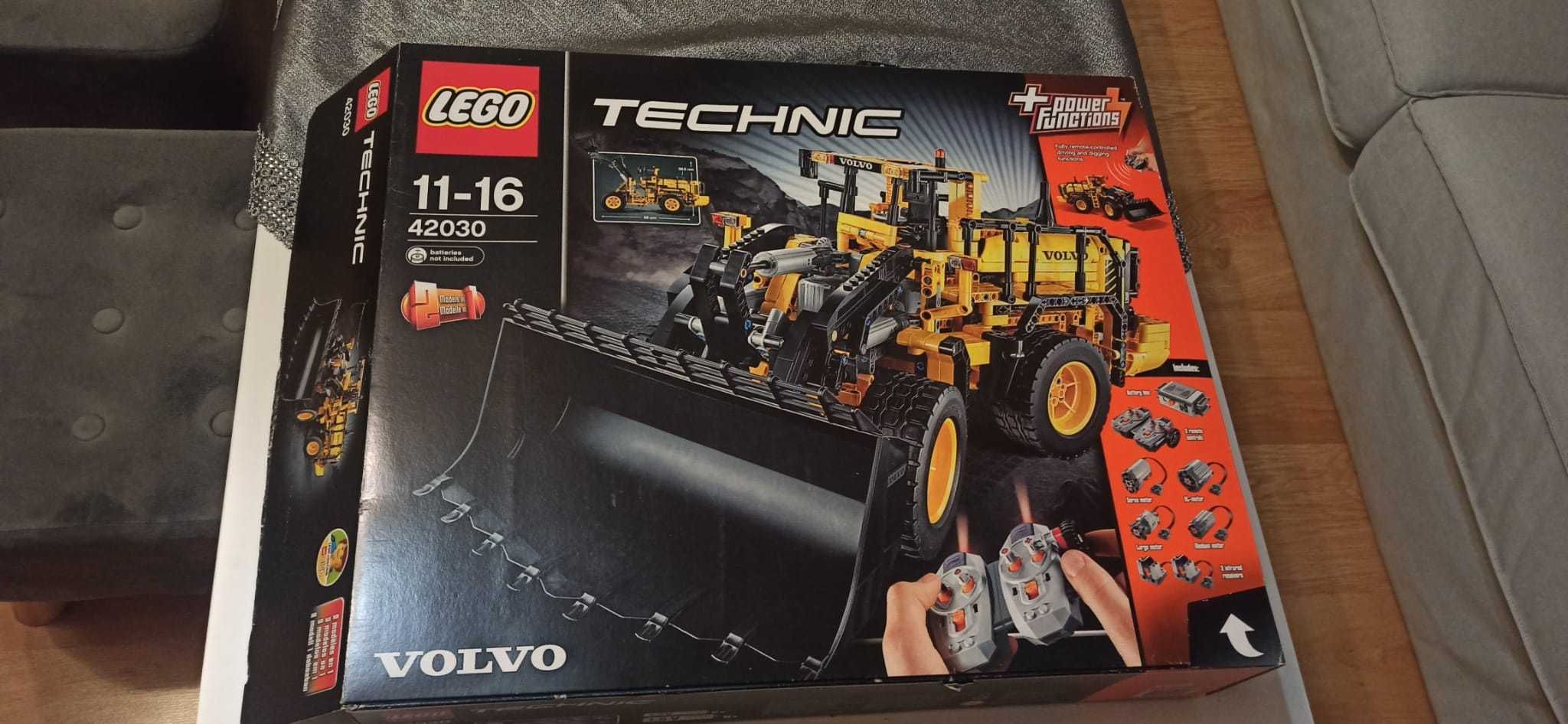 LEGO Technic Koparka ładowarka VOLVO L350F 42030 komplet pudełko