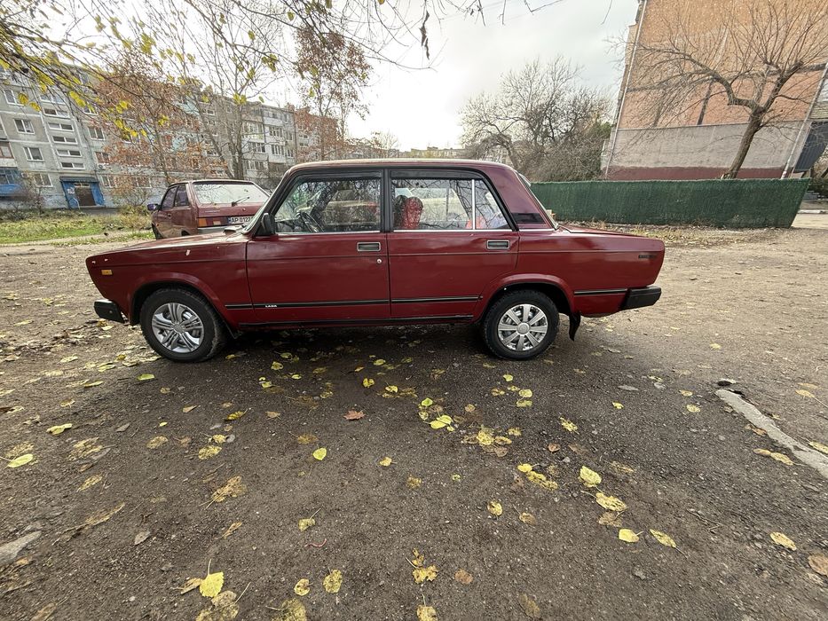 Продам Ваз 2107 со страховкой