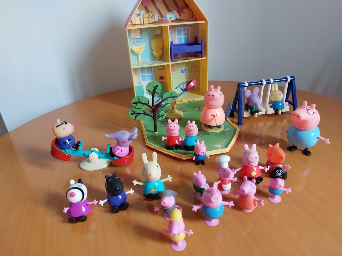 Domek świnki Peppy + figurki