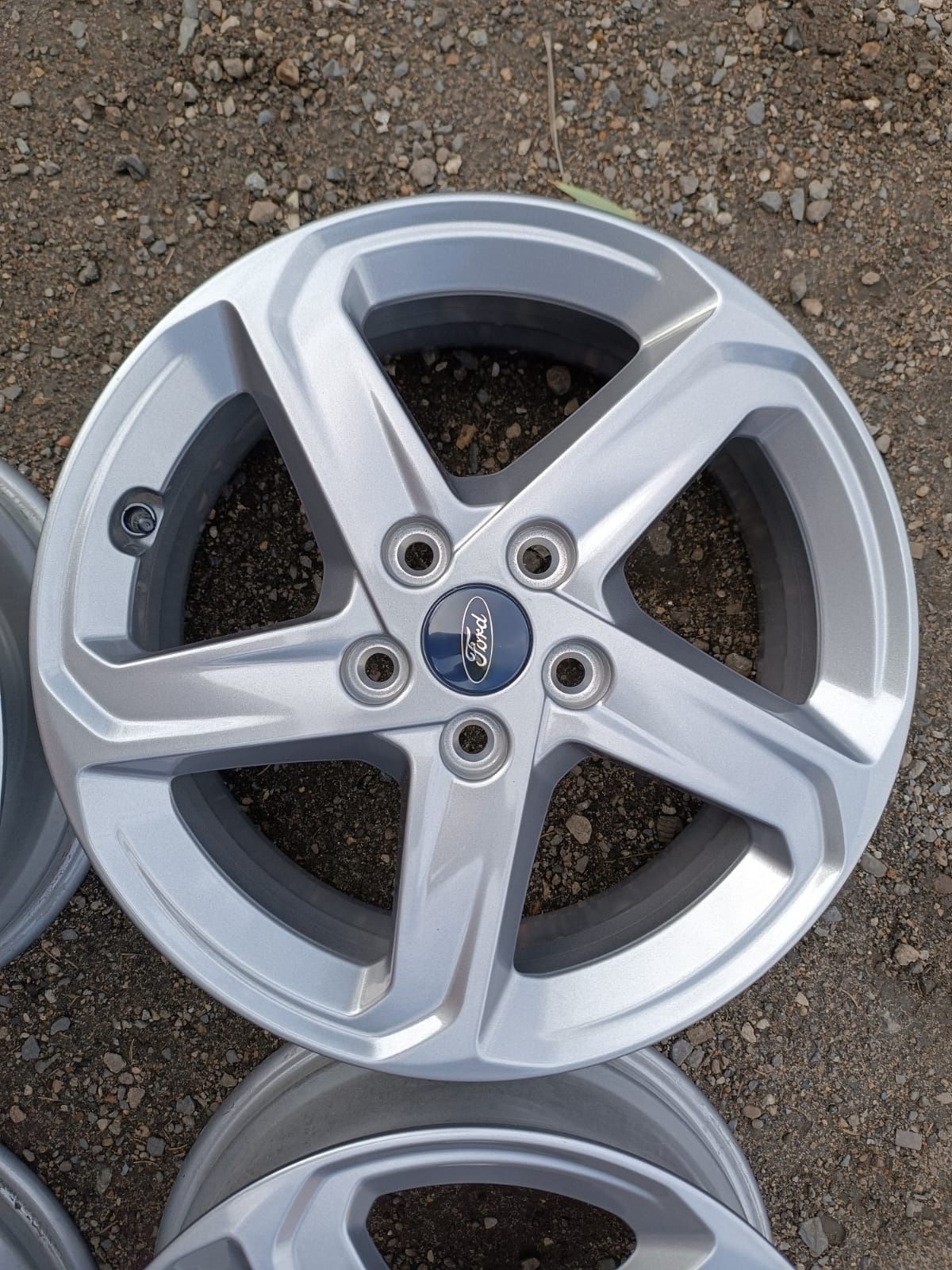 Nowe Alufelgi Ford Focus IV Tourneo Cmax Mondeo Kuga 5x108 ET50