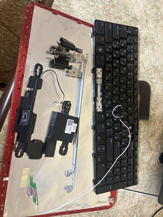 Запчастини Кришка матриці, динаміки, петлі та антени wifi Dell 5110