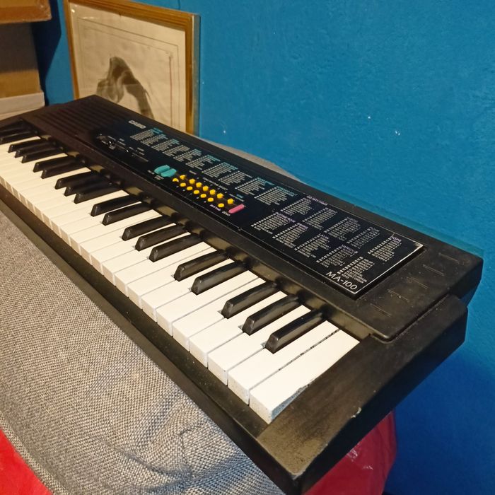 FOTEL DLA DZIECKA do pokoju dziecięcego organy keyboard Casio za darmo