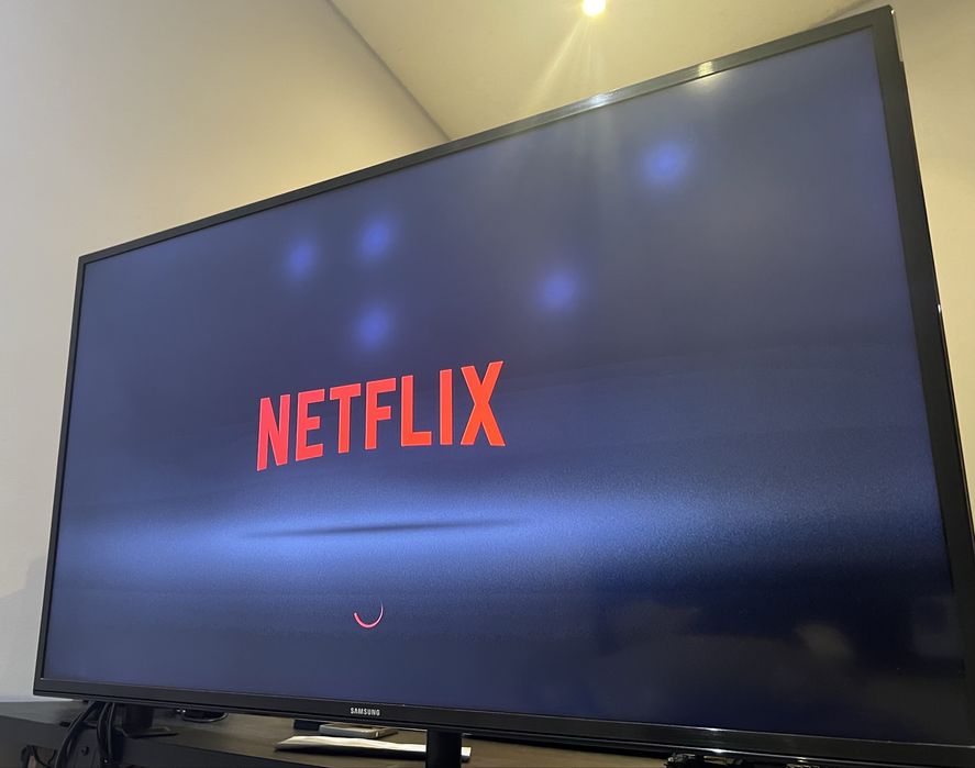 Televisão Samsung 40’ 4K