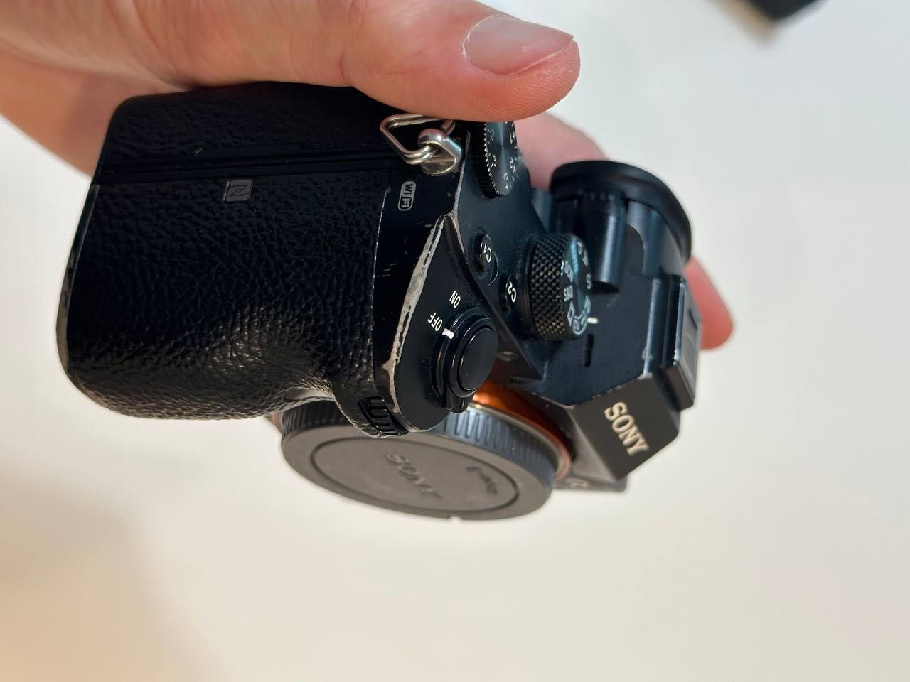 Бездзеркальний фотоапарат Sony Alpha A7 III Body