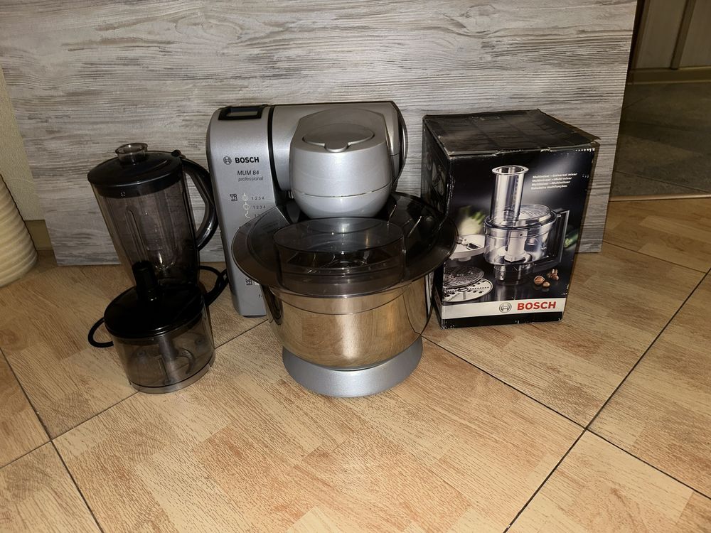 САМОВИВІЗ Кухонний комбайн BOSCH MUM 8400 Professional