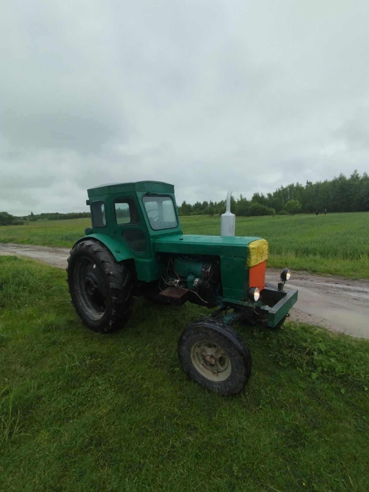 Продам Трактор Т-40