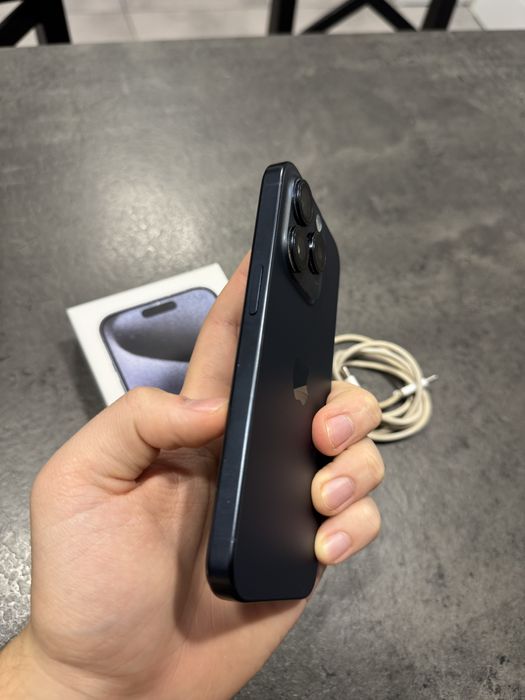 Iphone 15 pro 128 gb. 88% bateria