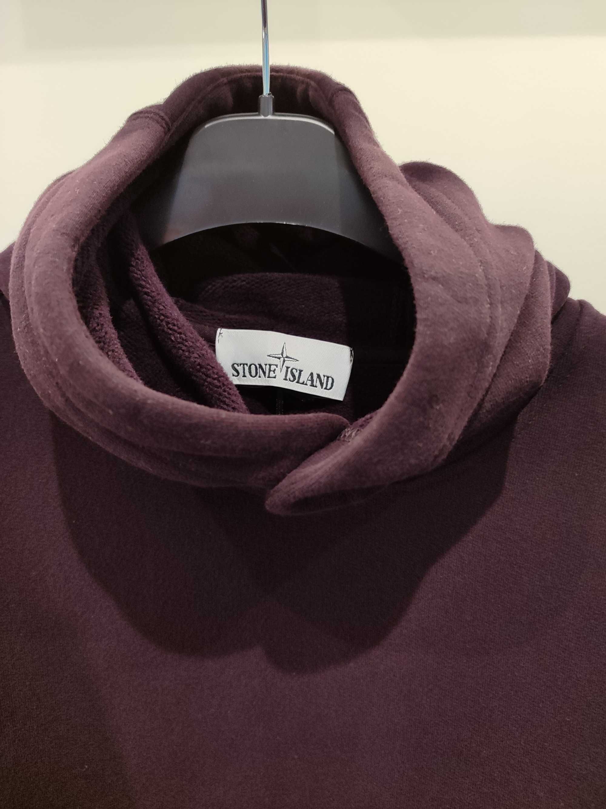 Худі STONE ISLAND 61720 Hooded Sweatshirt Dark Burgundy