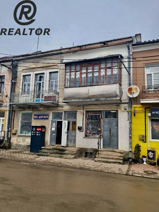 Продається 1-кімнатна квартира-студія. Копичинці